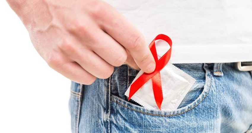 پاره شدن کاندوم و انتقال ایدز در رابطه جنسی
